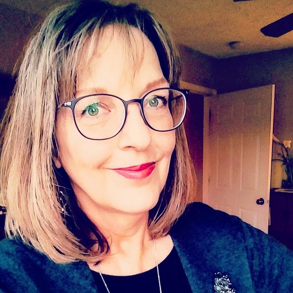 Meet your Posher, Reva - Picture 1 of 1